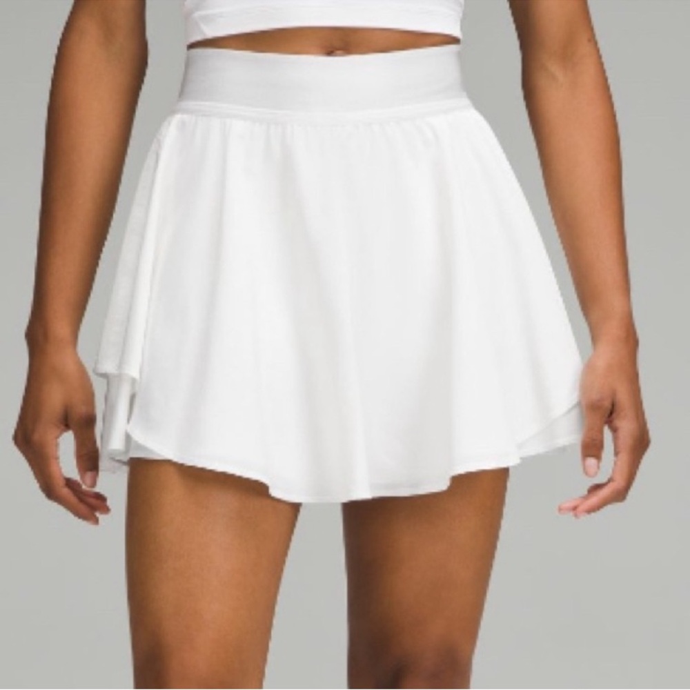 Lululemon Court Rival White Tennis skirt 10